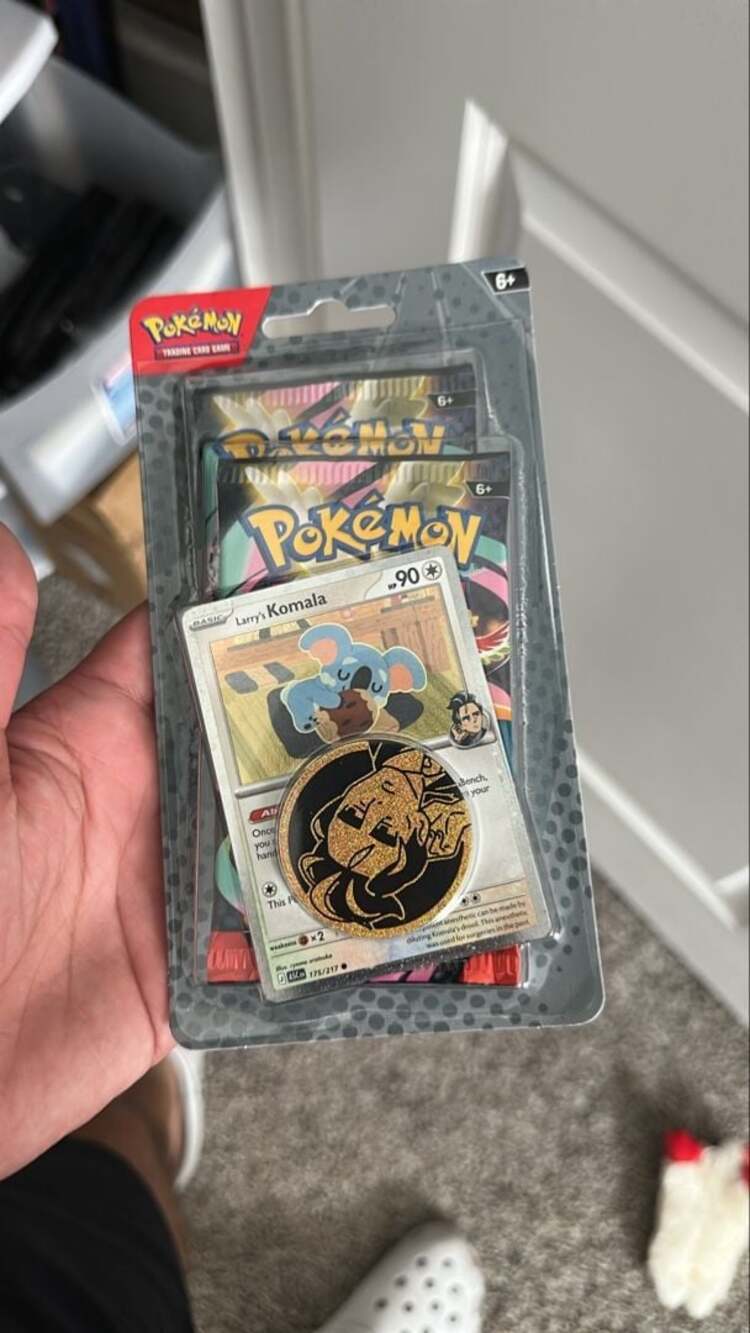 Pokémon TCG: Mega Evolution-Ascended Heroes Collection (Larry)